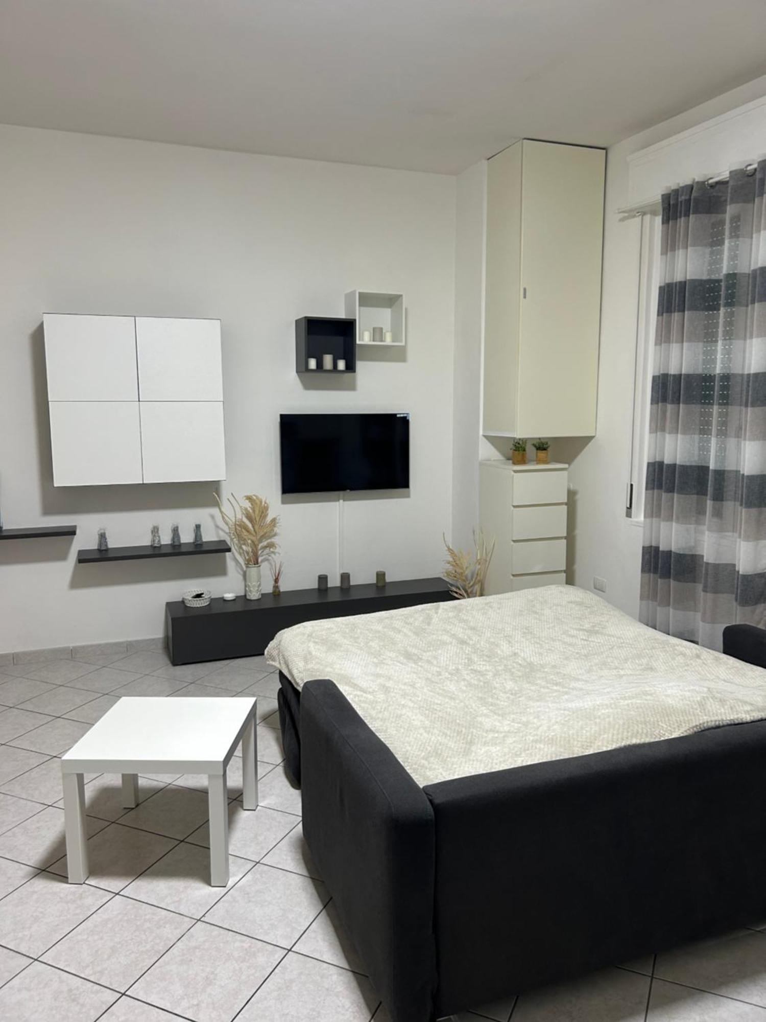 White Home Forli Centro Exterior photo